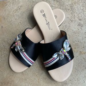 Nature Breeze - Dragonfly Sandals